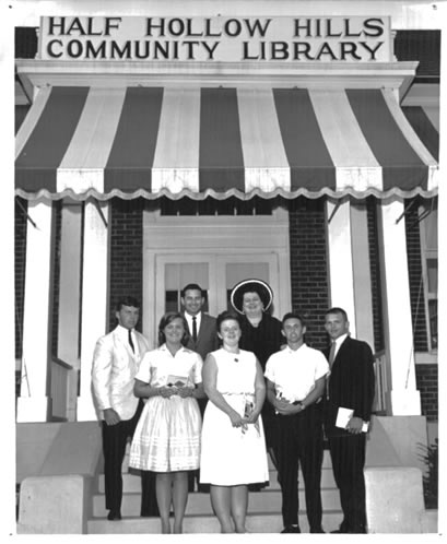 Black and white image of the senior science reading club at the Melville Library in 1964
