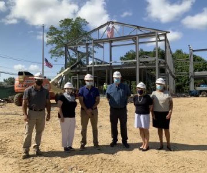 Home Half Hollow Hills Community Library